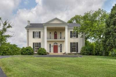 Photo of 3538 42 Bear Creek Rd, Franklin, TN 37067